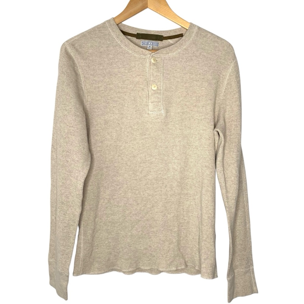 Wallace and Barnes Henley Beige Long Sleeve Shirt Men’s size Medium J Crew